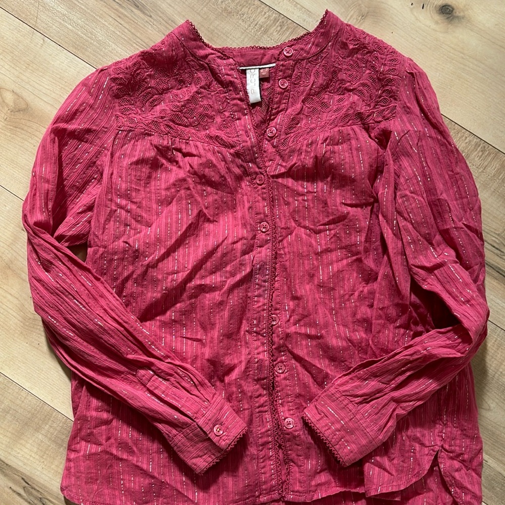 Pilcro eyelet detail blouse -medium